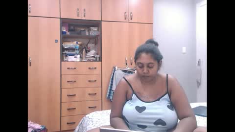 Snapshot of indianruby21 chatting on February 2025 07:27:02 PM indianruby21 online show from February 2025 07:27:02 PM