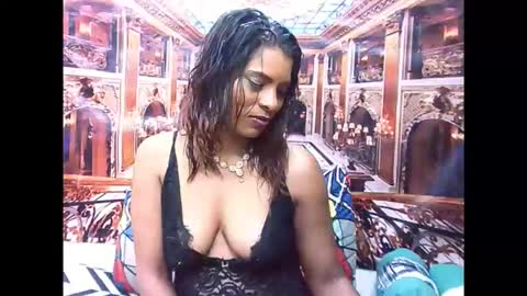 indiansexyass4u2luv online show from December 2025 09:22:02 PM