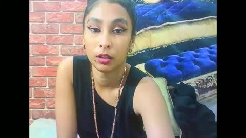 Snapshot of indiansexybutt4u2luv chatting on June 2026 09:14:02 AM indiansexybutt4u2luv online show from June 2026 09:14:02 AM