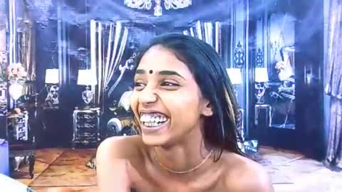 Snapshot of indiansexyslender4u2luv chatting on October 2025 05:31:02 AM indiansexyslender4u2luv online show from October 2025 05:31:02 AM