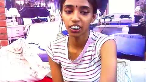 Snapshot of indiansexyslender4u2luv chatting on November 2025 05:18:01 AM indiansexyslender4u2luv online show from November 2025 05:18:01 AM