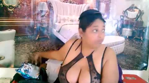 Snapshot of indianyummy chatting on October 2025 05:27:02 AM Kajol online show from October 2025 05:27:02 AM