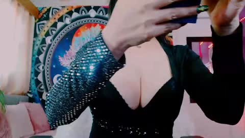 Snapshot of indica_me chatting on December 2024 09:28:02 AM indica_me online show from December 2024 09:28:02 AM