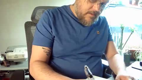BroLOU online show from April 2026 02:18:01 PM