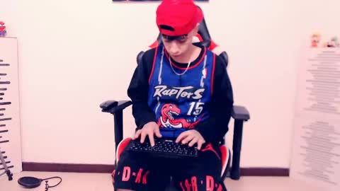 Snapshot of indomitablebeast chatting on May 2026 01:25:02 AM matias online show from May 2026 01:25:02 AM