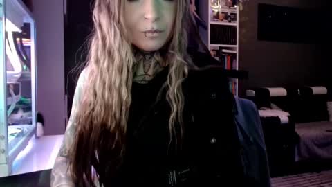 Snapshot of inesdesire chatting on February 2025 07:22:02 AM InesDesire online show from February 2025 07:22:02 AM