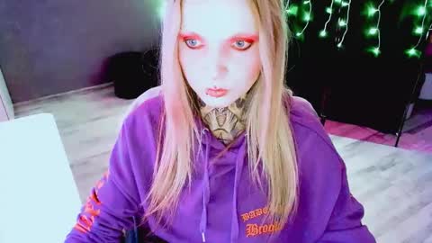 Snapshot of inesdesire chatting on October 2025 09:21:01 PM InesDesire online show from October 2025 09:21:01 PM