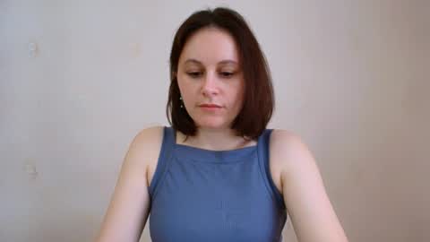 Inessa online show from May 2026 09:47:01 AM