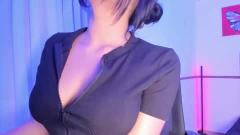 InfernalKiss online show from December 2025 02:16:02 AM