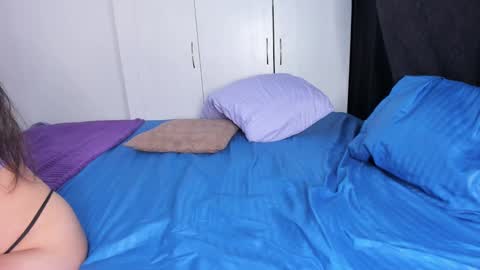 Snapshot of infinitesex2 chatting on February 2025 03:10:02 AM Samantha and chris online show from February 2025 03:10:02 AM