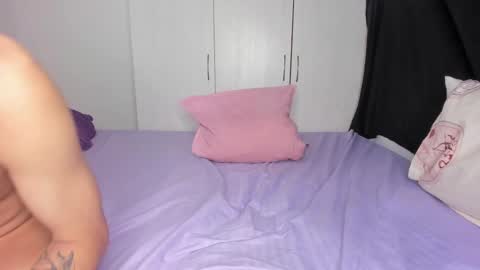 Snapshot of infinitesex2 chatting on March 2025 06:21:01 AM Samantha and chris online show from March 2025 06:21:01 AM