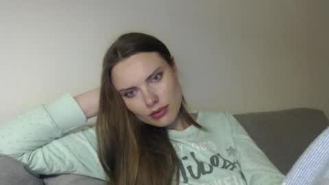 Snapshot of infinitiq45 chatting on March 2026 09:05:01 PM Sweet girl online show from March 2026 09:05:01 PM