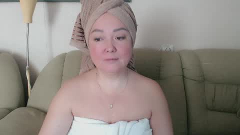 Snapshot of infinity_loveliness chatting on September 2025 05:42:02 AM Infinity online show from September 2025 05:42:02 AM