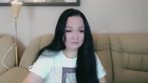 Snapshot of infinity_loveliness chatting on November 2025 06:03:01 AM Infinity online show from November 2025 06:03:01 AM