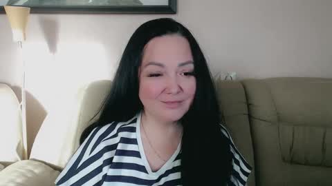 Snapshot of infinity_loveliness chatting on November 2025 06:34:01 AM Infinity online show from November 2025 06:34:01 AM