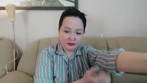 Snapshot of infinity_loveliness chatting on November 2025 08:42:01 AM Infinity online show from November 2025 08:42:01 AM