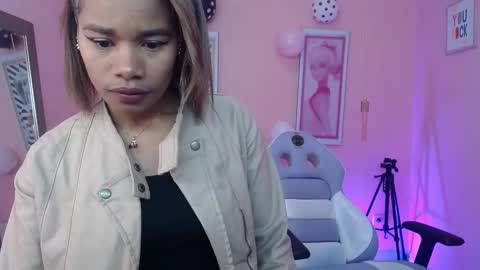 Snapshot of ingrid03_taffur chatting on November 2025 01:35:02 PM ingrid03_taffur online show from November 2025 01:35:02 PM