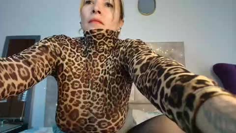            online show from January 2026 01:50:01 PM