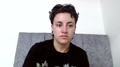 lyan onlyfans n linda online show from November 2025 02:59:02 PM