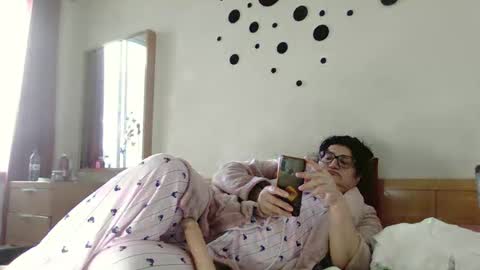 inna46_ online show from November 2025 01:54:02 PM