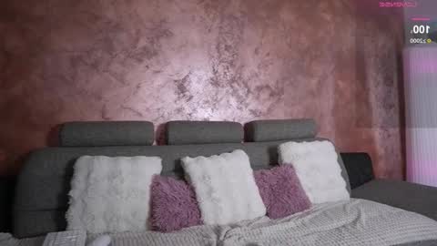 Snapshot of innes_taylor chatting on November 2025 05:18:02 AM InnesTaylor online show from November 2025 05:18:02 AM