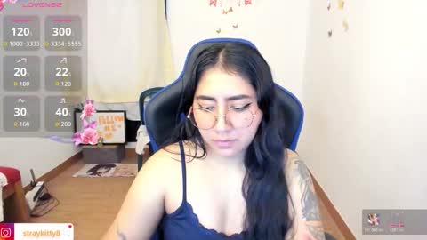 Luna        online show from March 2026 04:39:02 PM