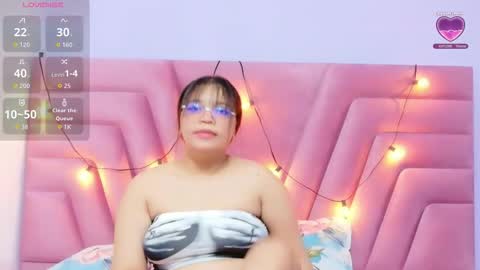 innocenthazel online show from February 2026 02:37:01 AM