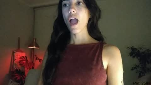 Snapshot of innocentlatiina chatting on June 2026 02:55:02 AM Laroa online show from June 2026 02:55:02 AM