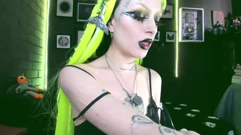   SANIA  online show from February 2025 04:44:01 PM