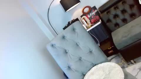 Snapshot of insatiable_queen16 chatting on December 2025 08:04:02 PM insatiable_queen16 online show from December 2025 08:04:02 PM