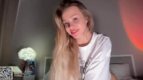 Sully and Kate online show from November 2025 09:21:02 PM