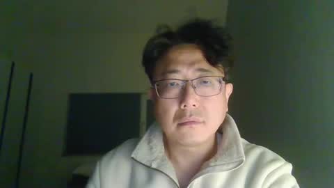 insuclee197641 online show from January 2026 04:00:02 PM