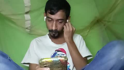 Snapshot of interne8famous chatting on December 2025 01:17:02 PM interne8famous online show from December 2025 01:17:02 PM