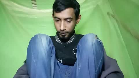 Snapshot of interne8famous chatting on January 2026 09:45:02 AM interne8famous online show from January 2026 09:45:02 AM