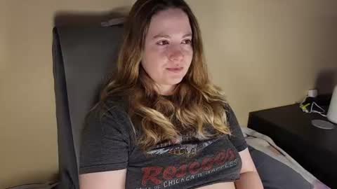 Snapshot of internetfairy_xo chatting on July 2026 03:35:01 AM Faye online show from July 2026 03:35:01 AM