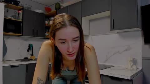 Bernadette  Join  online show from December 2024 10:36:01 PM