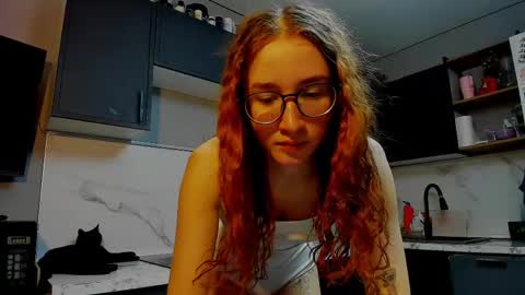 Snapshot of internetsexplorer chatting on May 2026 09:03:01 AM Bernadette Join online show from May 2026 09:03:01 AM