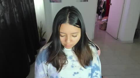 Iris 3 online show from December 2024 01:22:02 PM