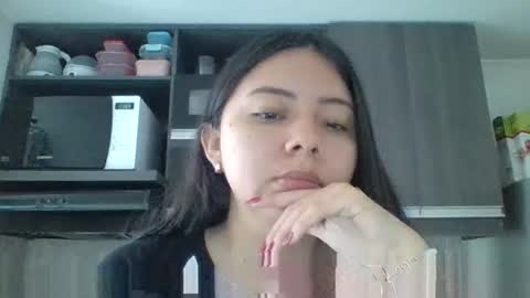 Iris 3 online show from December 2025 03:10:01 PM