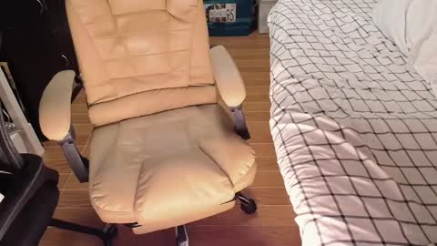 Snapshot of intimate143 chatting on November 2025 05:12:02 PM Im Desiree online show from November 2025 05:12:02 PM