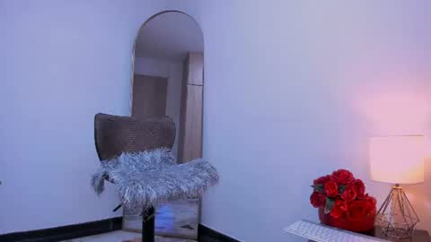 Pantyhose Queen online show from July 2026 08:38:02 PM