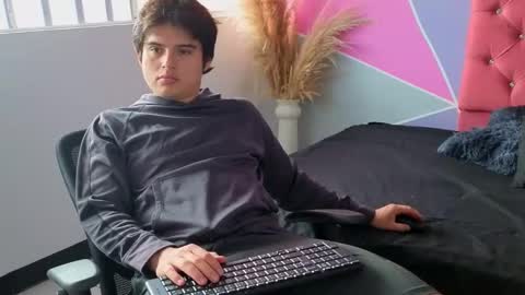 invincible200 online show from November 2025 02:12:02 PM