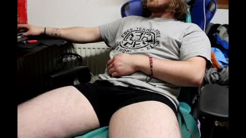 Snapshot of ipipo42o chatting on January 2025 05:35:01 PM DrownMentally online show from January 2025 05:35:01 PM