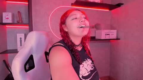 iriisfeitan online show from November 2025 09:53:01 AM