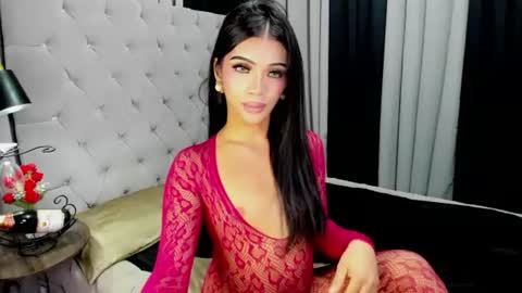 Snapshot of irina_woodshakylishxx chatting on July 2026 04:49:01 AM IRINAA online show from July 2026 04:49:01 AM