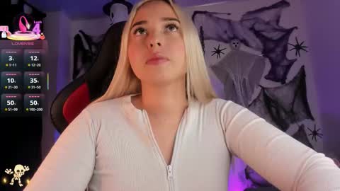 Snapshot of iris3019 chatting on October 2025 10:17:02 AM iris online show from October 2025 10:17:02 AM