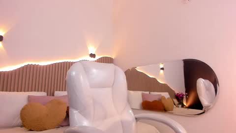 Snapshot of iris8_ chatting on September 2025 11:48:01 AM iris8_ online show from September 2025 11:48:01 AM