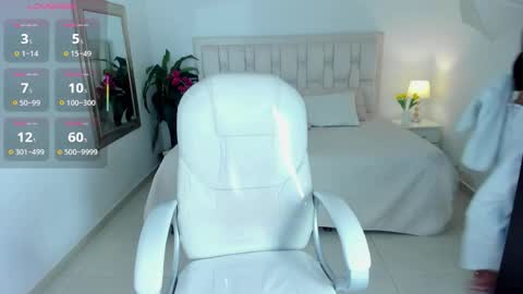 Snapshot of iris8_ chatting on November 2025 12:59:03 PM iris8_ online show from November 2025 12:59:03 PM