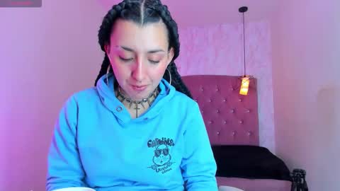 Snapshot of iris_77 chatting on November 2025 05:05:02 PM iris_77 online show from November 2025 05:05:02 PM