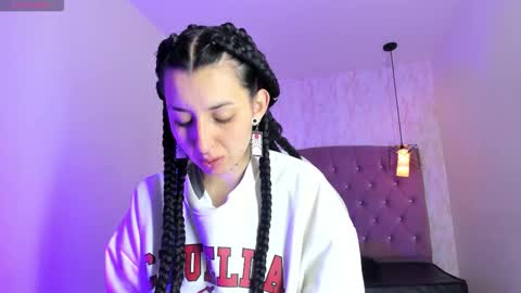 Snapshot of iris_77 chatting on December 2025 12:36:02 PM iris_77 online show from December 2025 12:36:02 PM